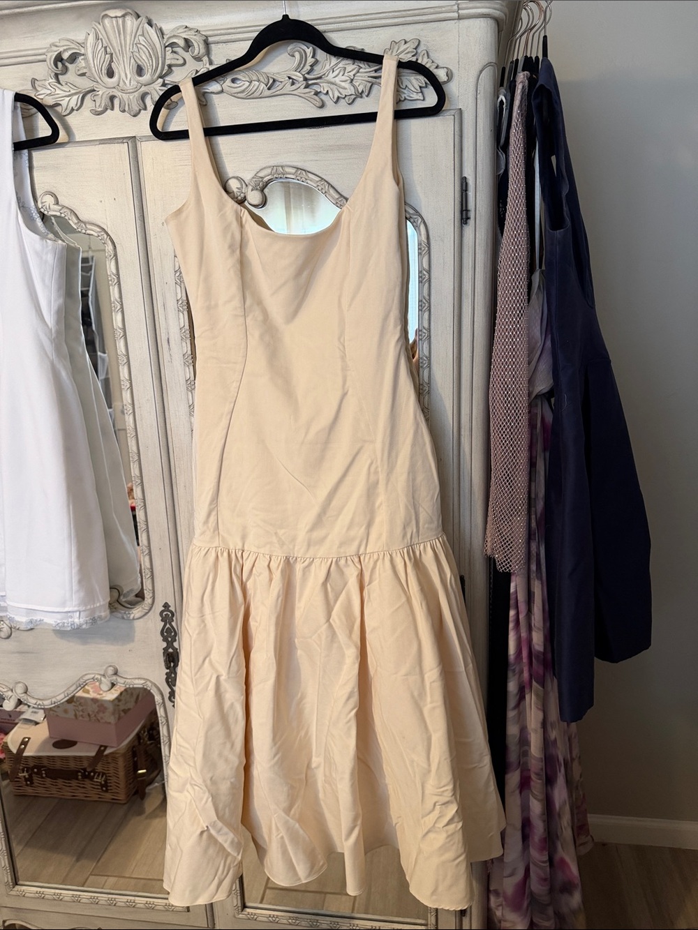 House of CB Amore Midi Dress - Cream - Picture 5 of 5